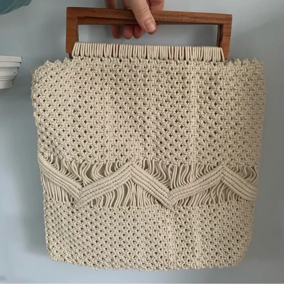 Shiraleah macrame’ handbag with wooden handle NEW never used, large size - Picture 4 of 10
